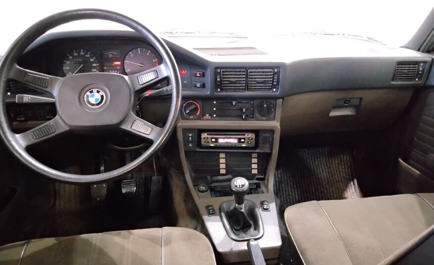 BMW 524TD