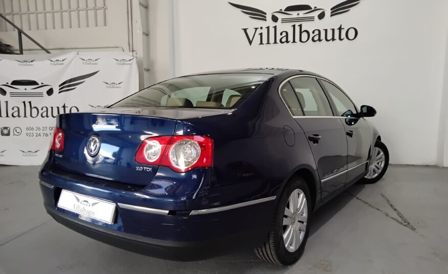 VOLKSWAGEN Passat 2.0 TDi