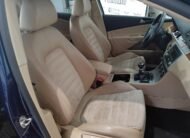 VOLKSWAGEN Passat 2.0 TDi