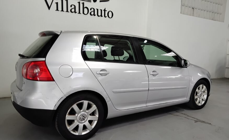 Volkswagen Golf 1.6i