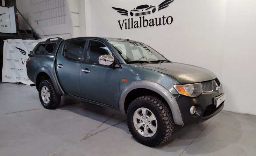 MITSUBISHI L200 4×4 Doble Cabina