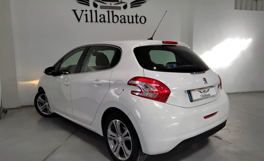 PEUGEOT 208 1.6e-HDI