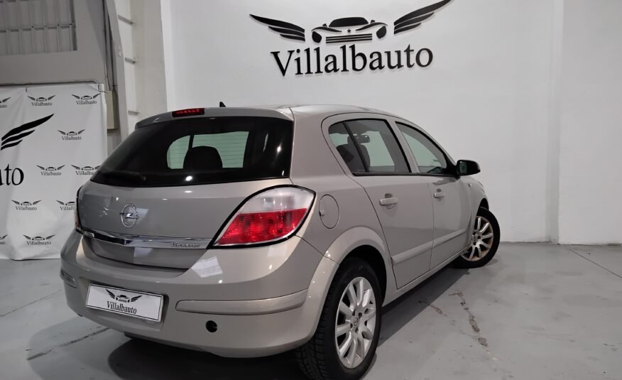 Opel Astra 1.6i