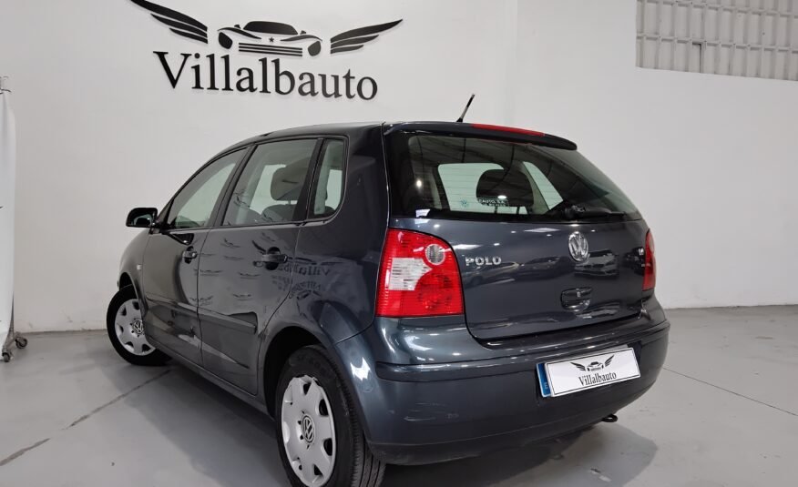VOLKSWAGEN POLO
