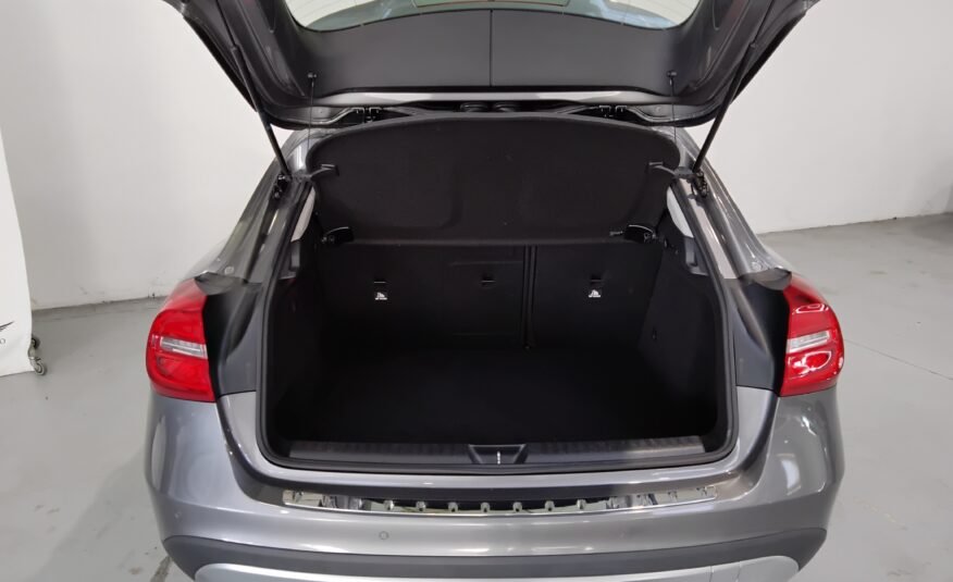 MERCEDES-BENZ Gla 200 CDI