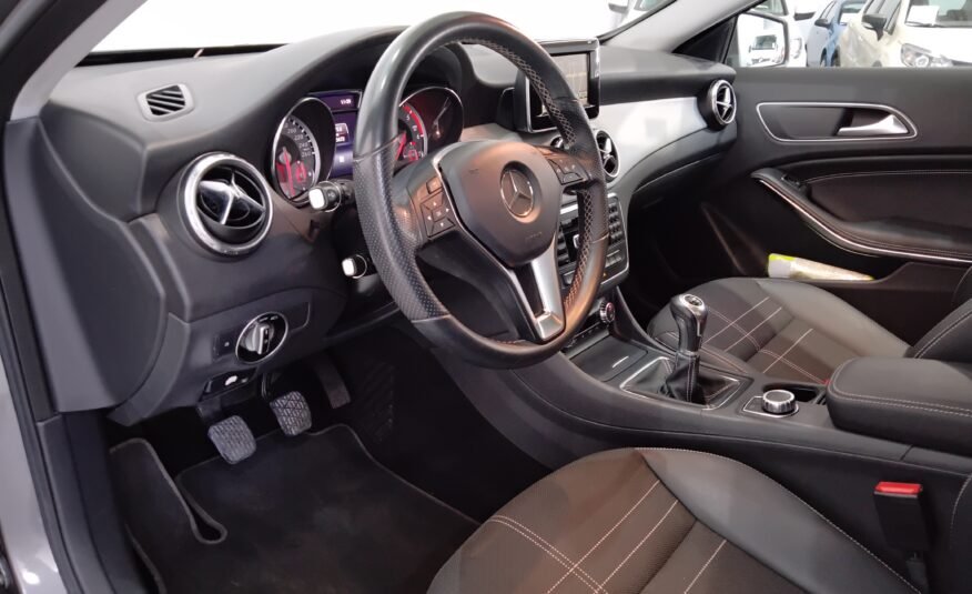MERCEDES-BENZ Gla 200 CDI