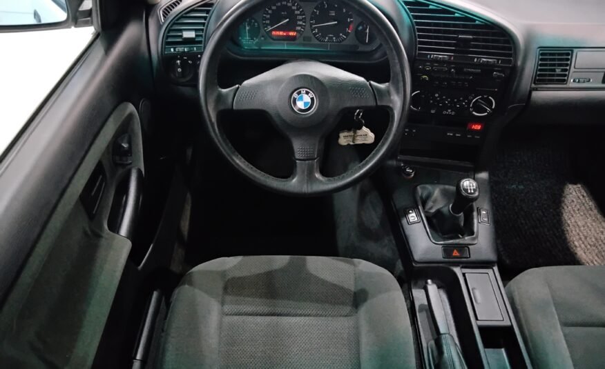 BMW SERIE 3 325i