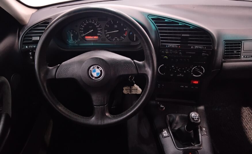 BMW SERIE 3 325i