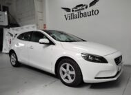 VOLVO V40 D3