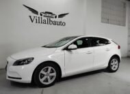 VOLVO V40 D3