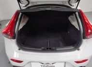 VOLVO V40 D3