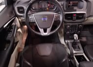 VOLVO V40 D3