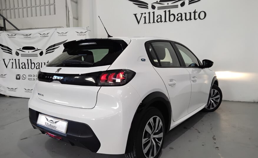 PEUGEOT e-208