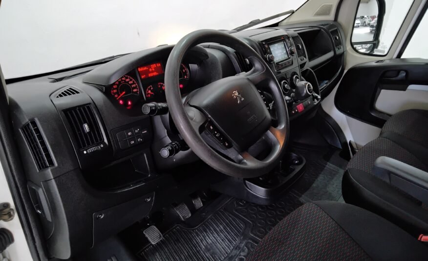 PEUGEOT Boxer