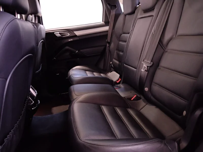 PORSCHE Cayenne Turbo