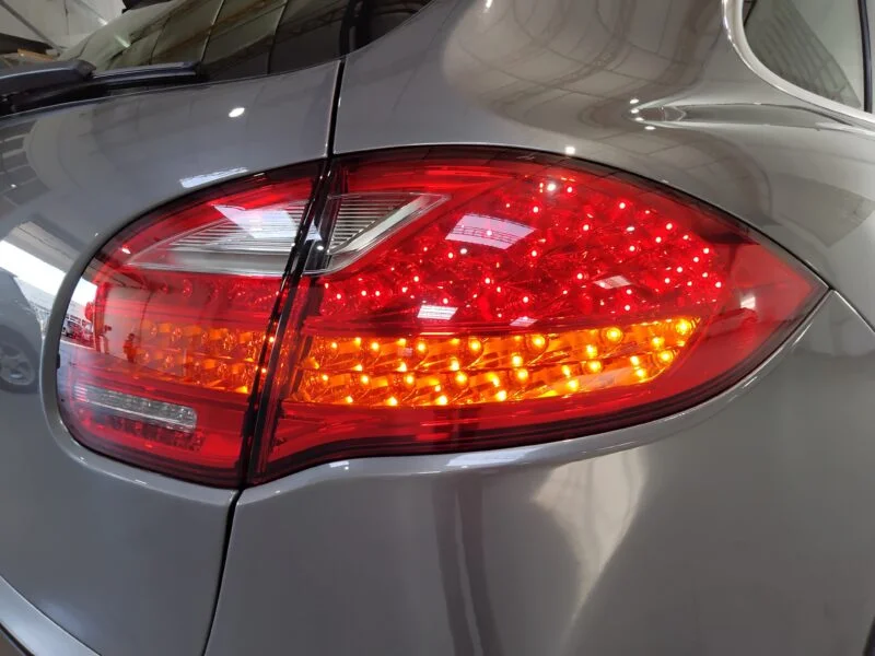 PORSCHE Cayenne Turbo