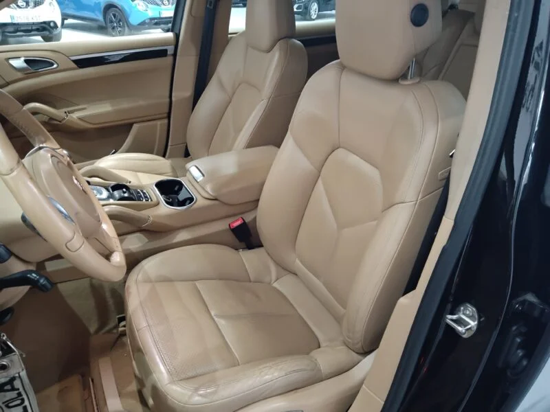 PORSCHE Cayenne 3.0 TDI