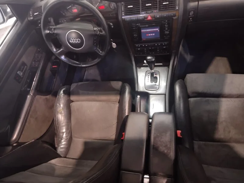 AUDI S8 Quattro