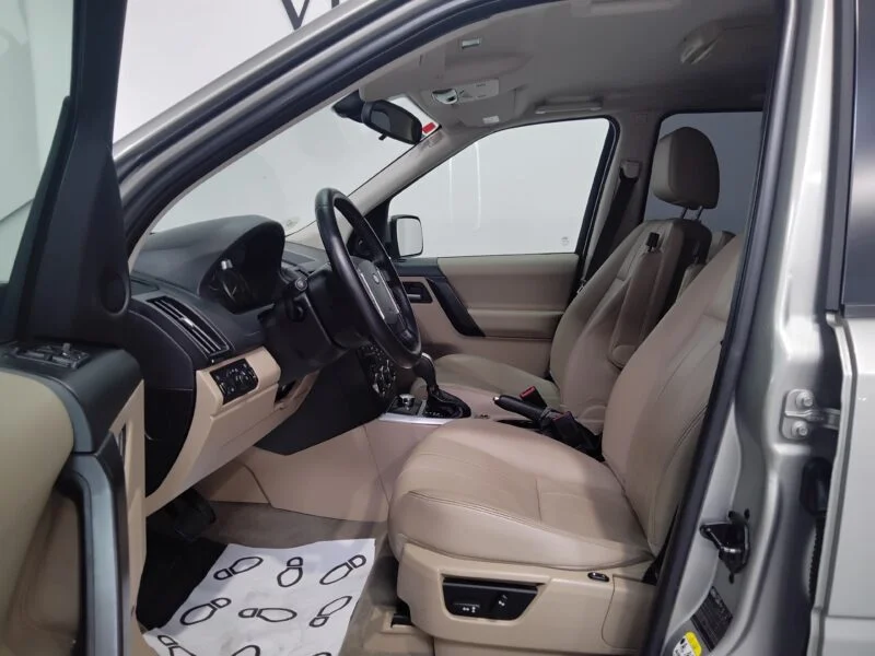 LAND-ROVER Freelander +2