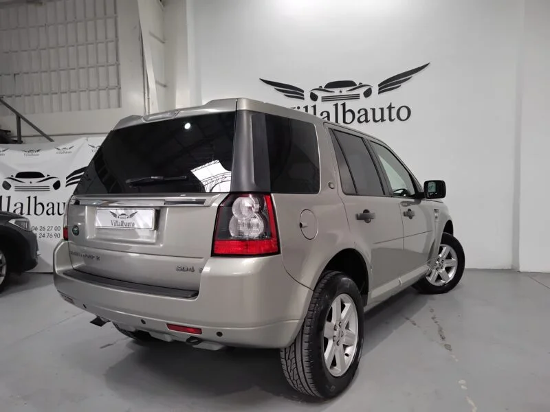 LAND-ROVER Freelander +2