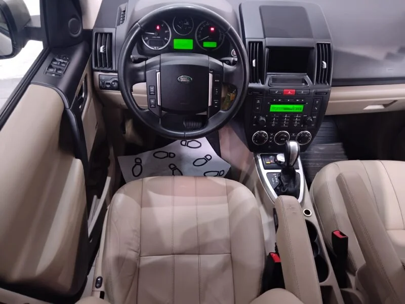 LAND-ROVER Freelander +2