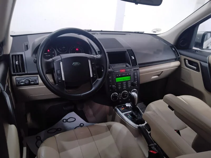 LAND-ROVER Freelander +2