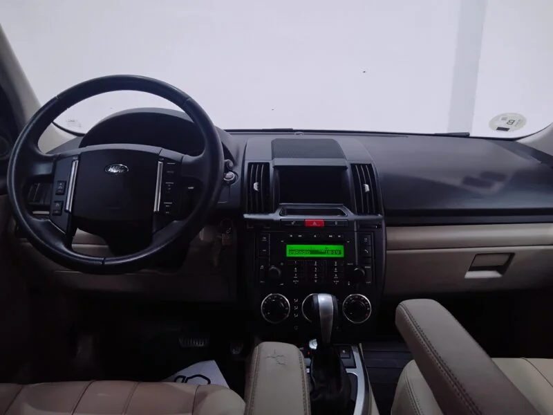 LAND-ROVER Freelander +2