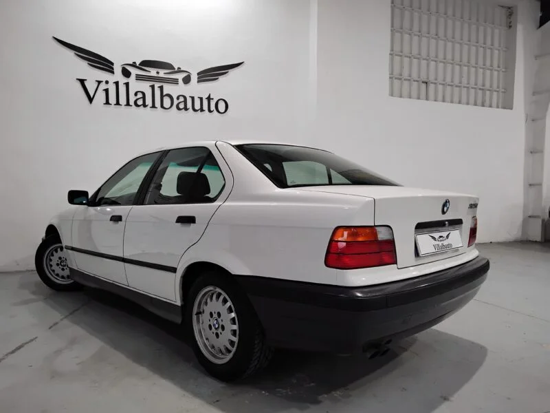 BMW Serie 3 325i
