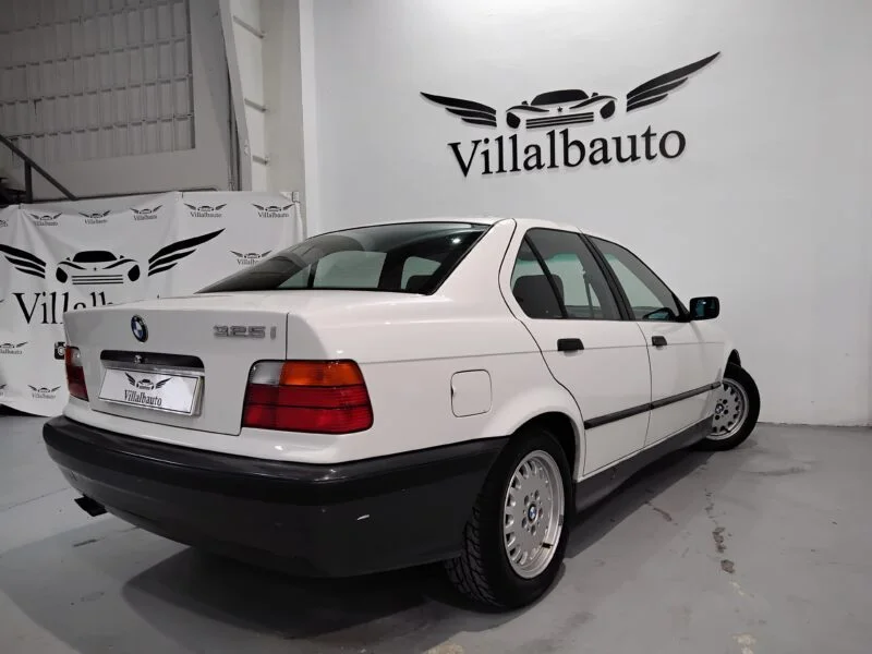 BMW Serie 3 325i