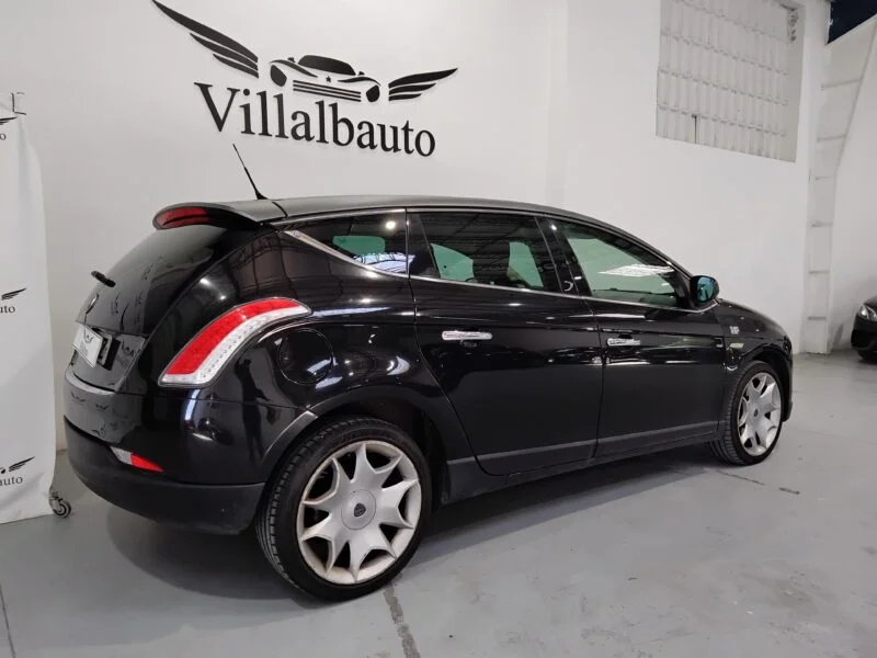 LANCIA Delta