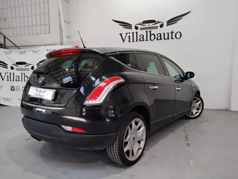 LANCIA Delta