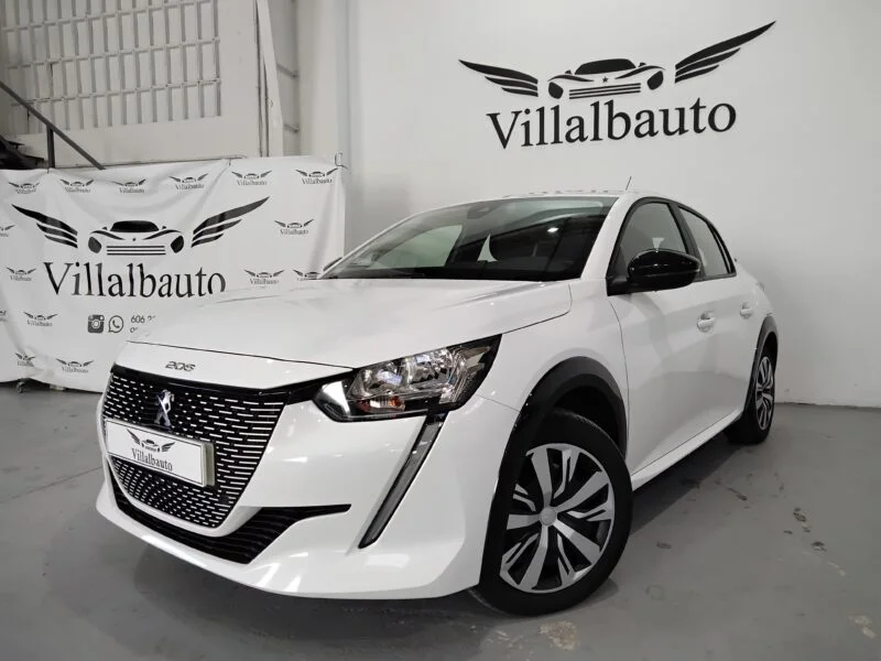 PEUGEOT e-208