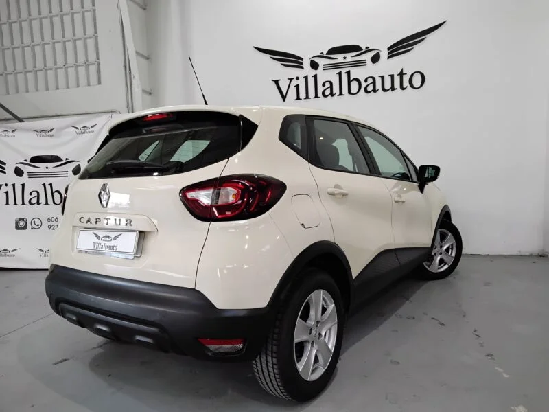 RENAULT CAPTUR