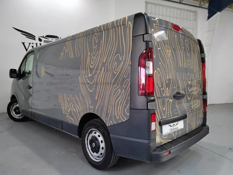 RENAULT Trafic Furgón 29 L1H1 dCi