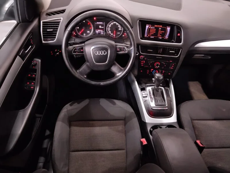 AUDI Q5 QUATTRO S-TRONIC