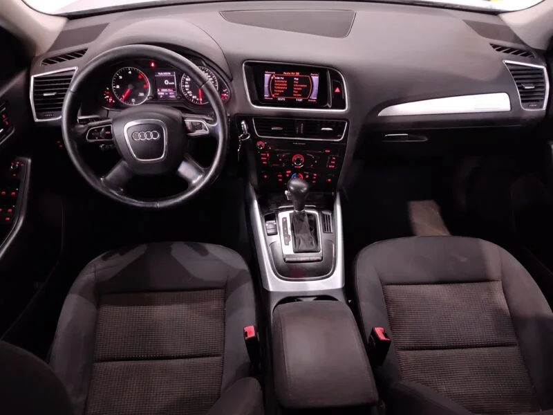 AUDI Q5 QUATTRO S-TRONIC