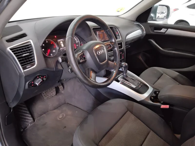 AUDI Q5 QUATTRO S-TRONIC
