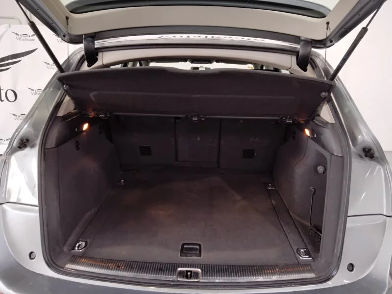 AUDI Q5 QUATTRO S-TRONIC