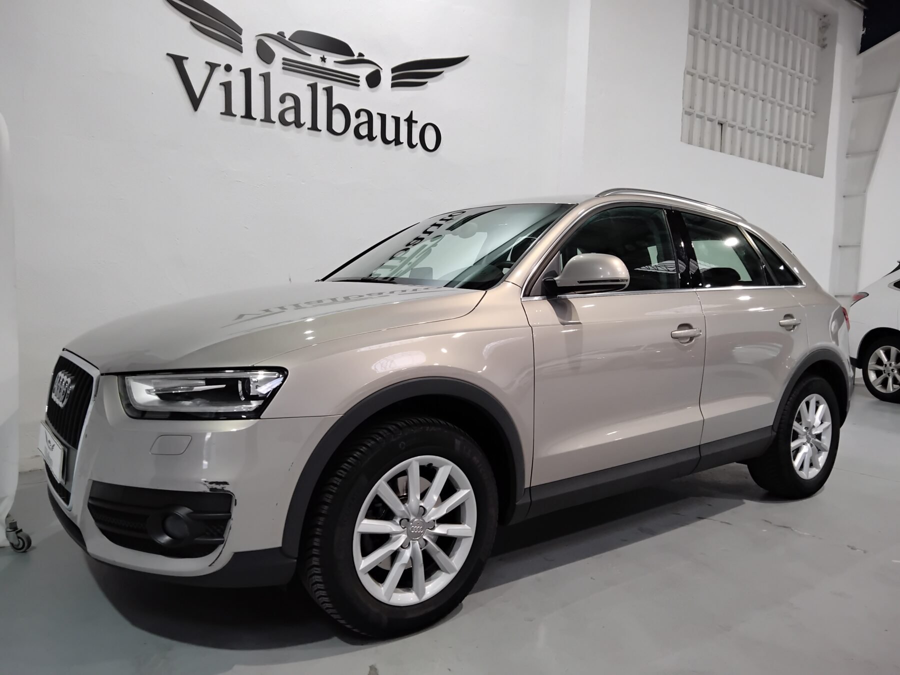 AUDI Q3 2.0 TDI 