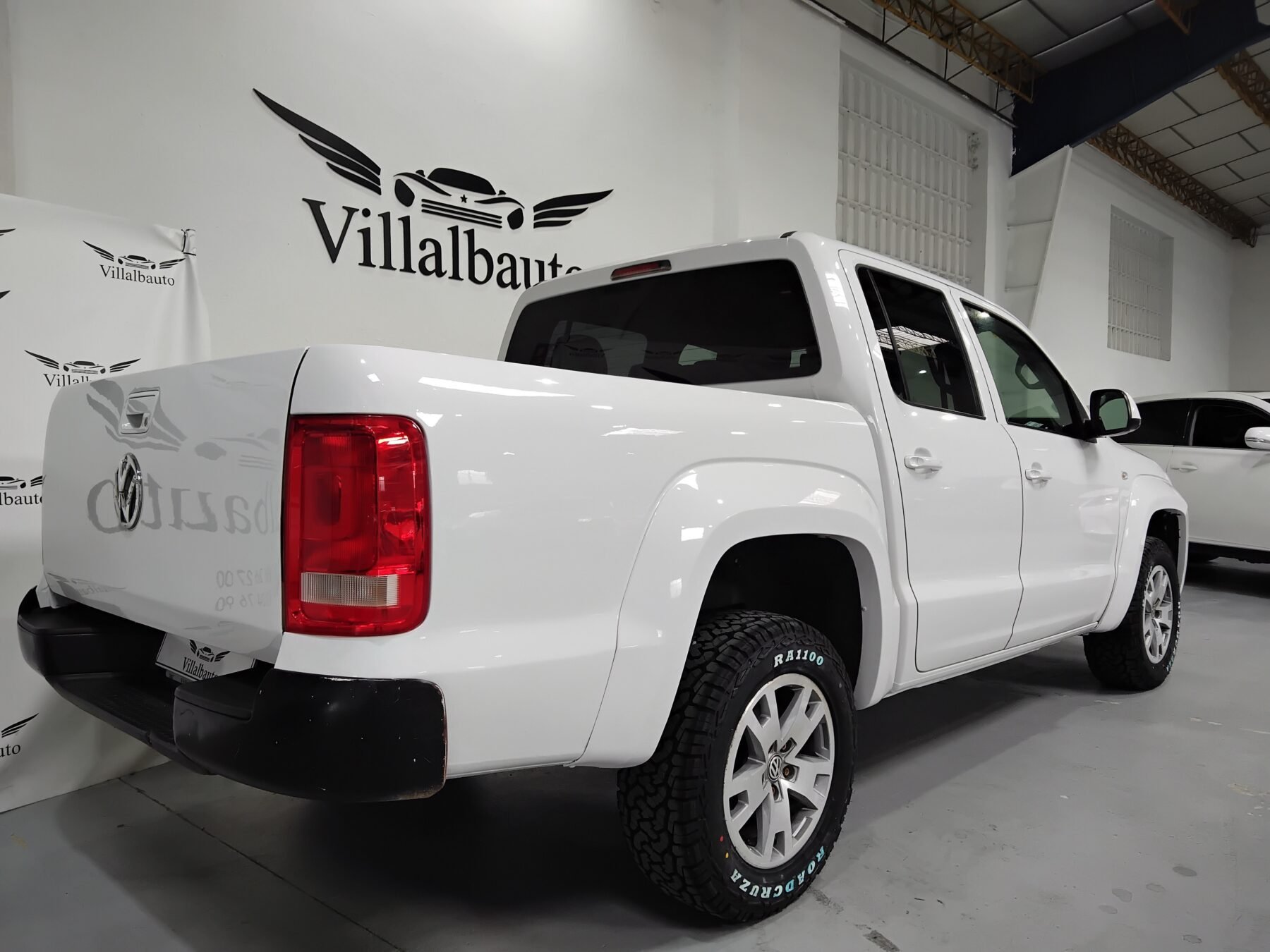 VOLKSWAGEN Amarok 3.0TDI 4Motion Confortline
