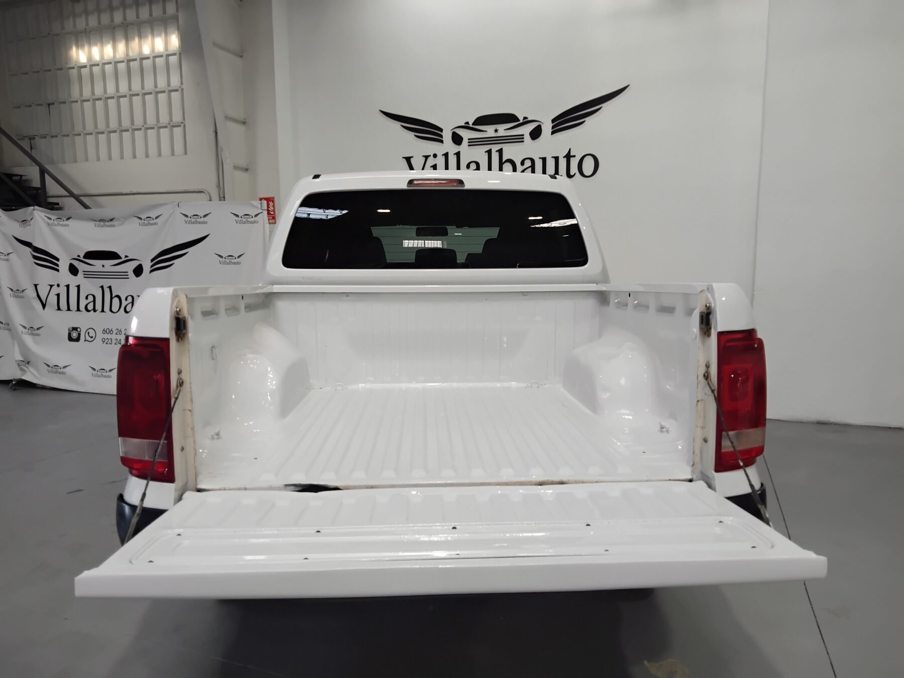 VOLKSWAGEN Amarok 3.0TDI 4Motion Confortline