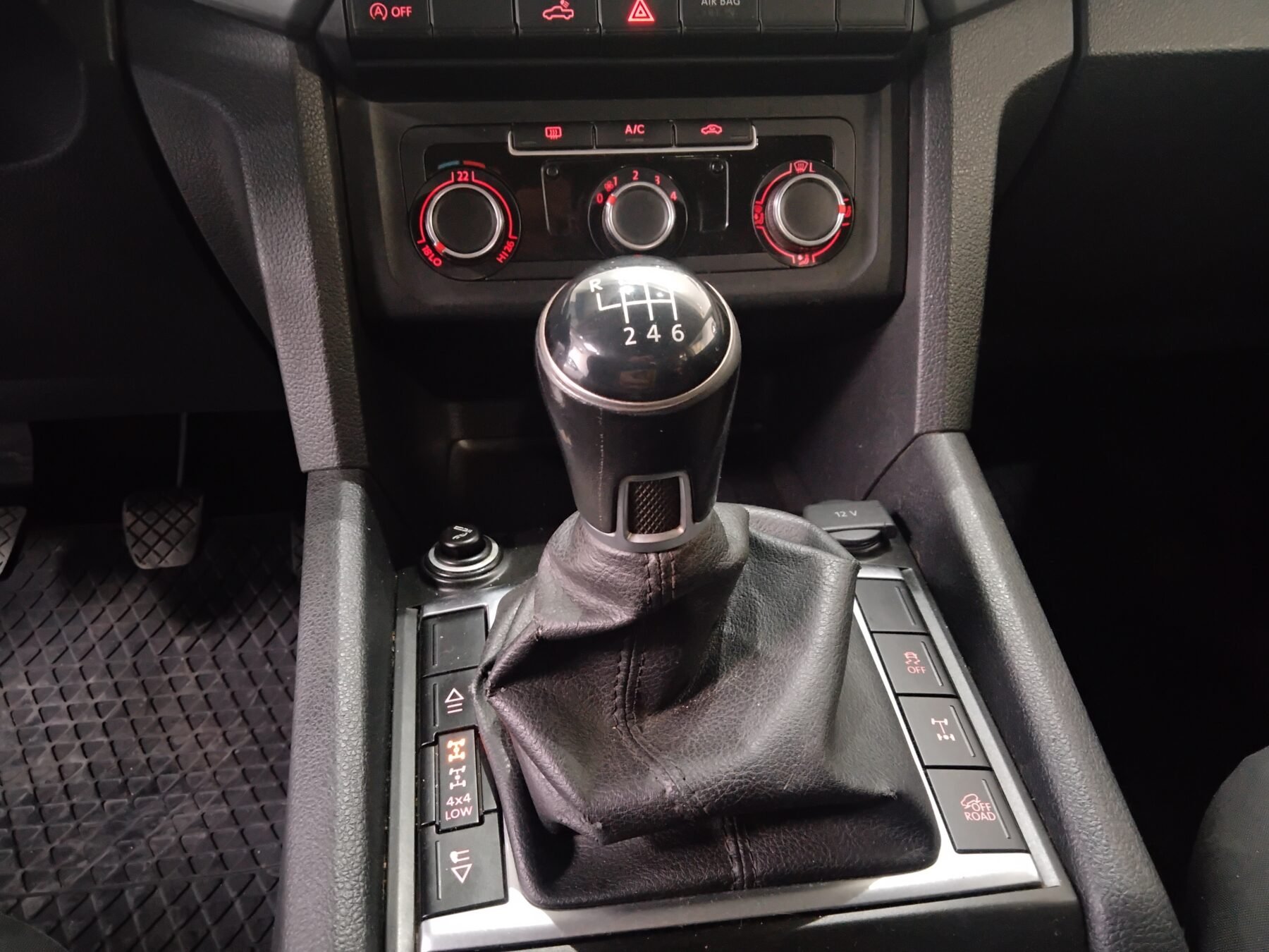VOLKSWAGEN Amarok 3.0TDI 4Motion Confortline