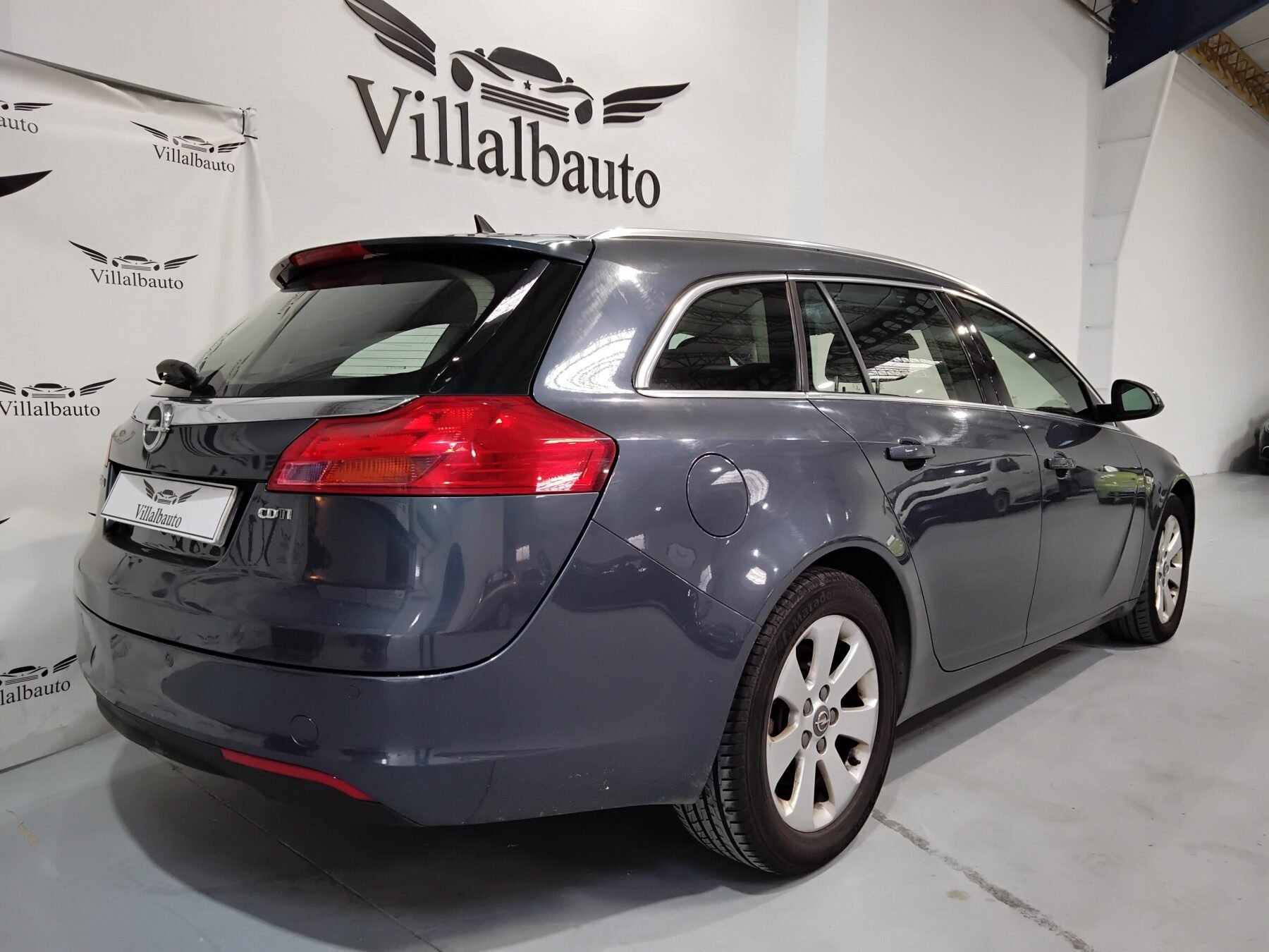 OPEL INSIGNIA SPORT TOURER 2.0 CDTI