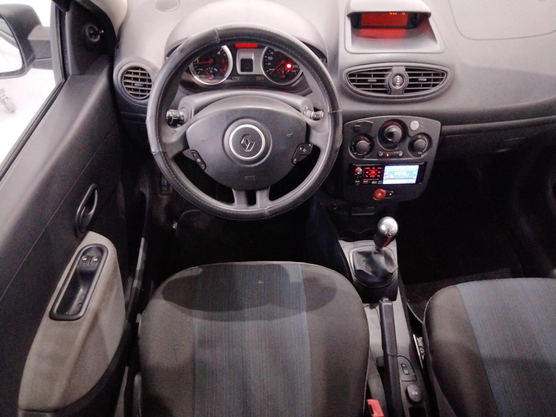 RENAULT CLIO 1.5dCi