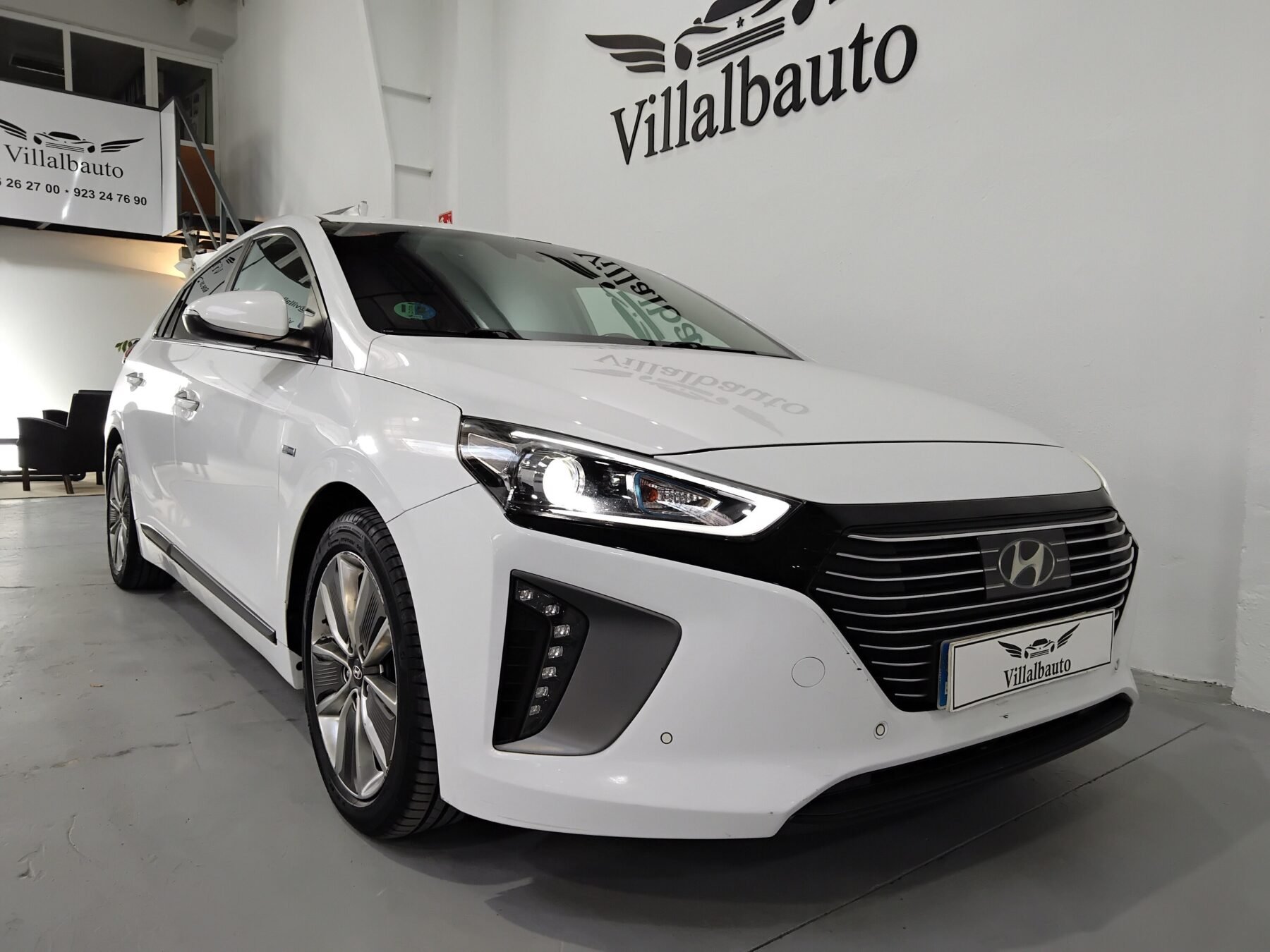 HYUNDAI Ioniq Hybrid
