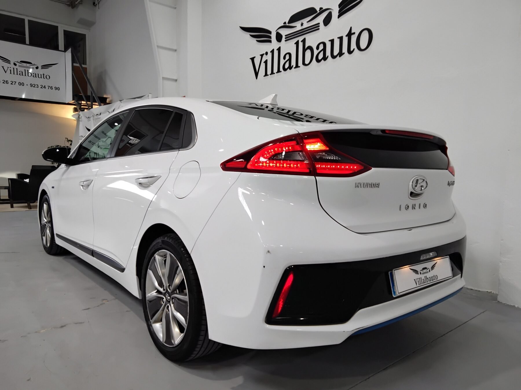 HYUNDAI Ioniq Hybrid