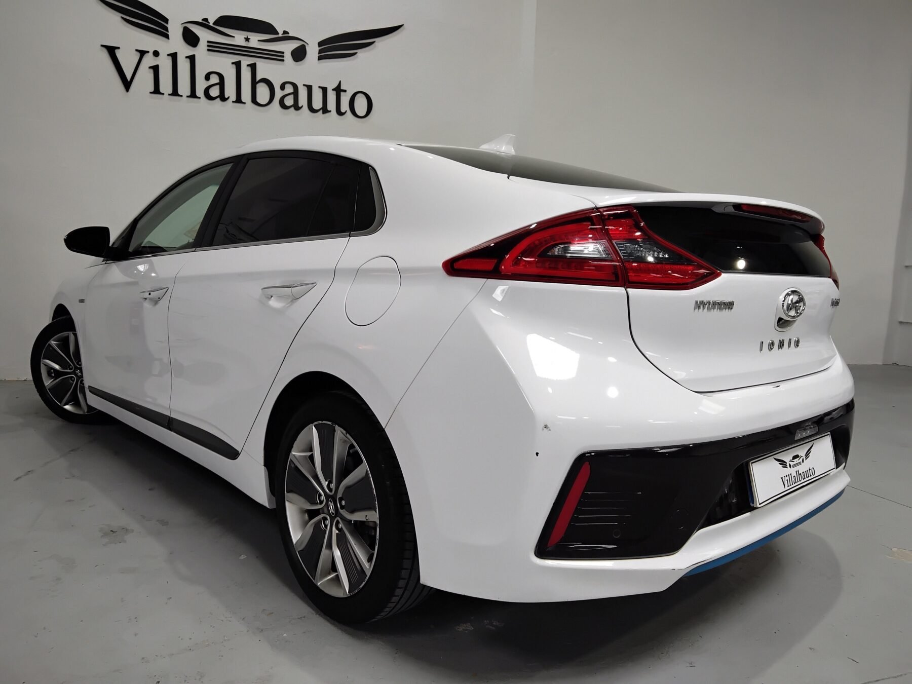 HYUNDAI Ioniq Hybrid