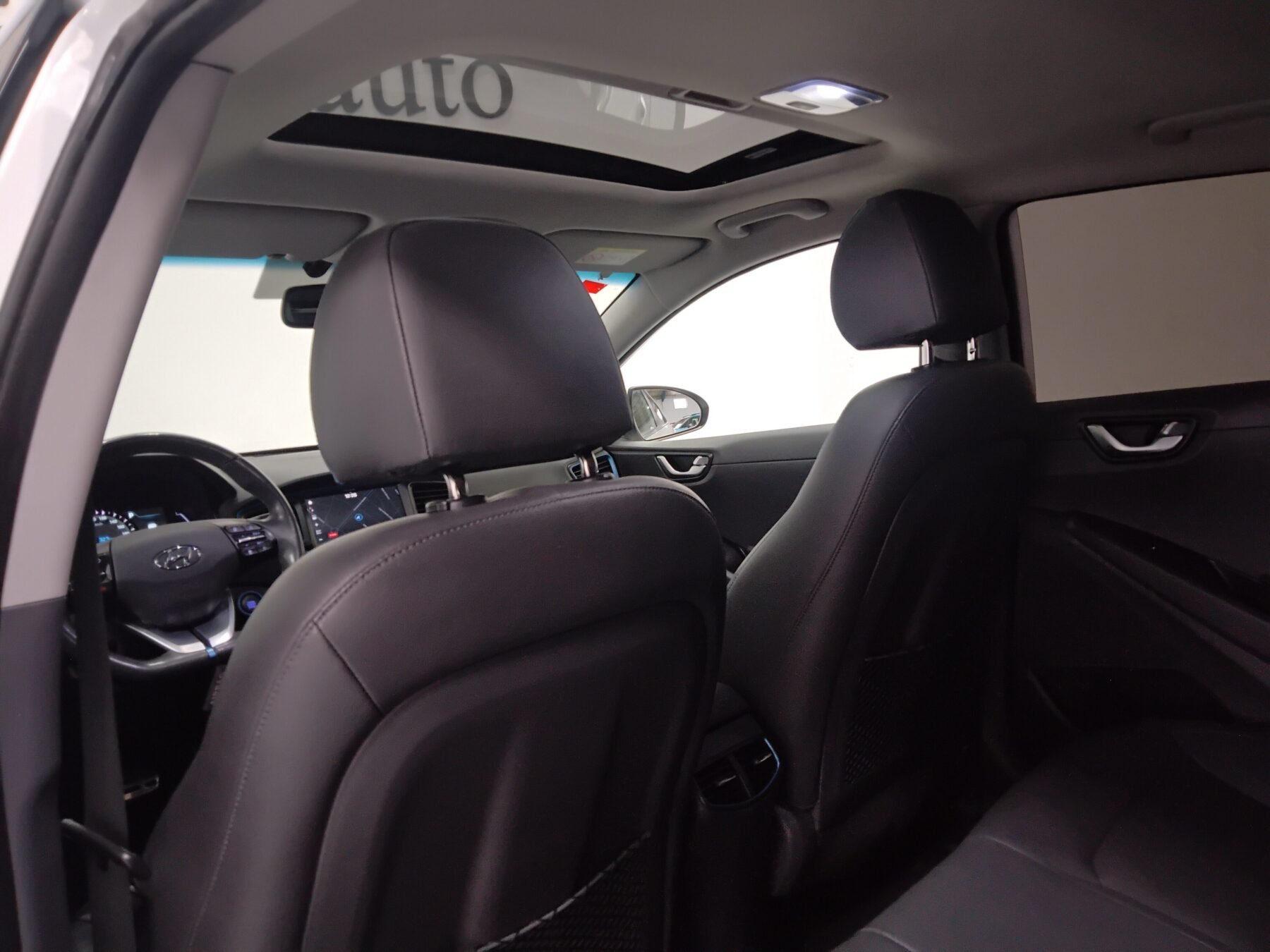 HYUNDAI Ioniq Hybrid