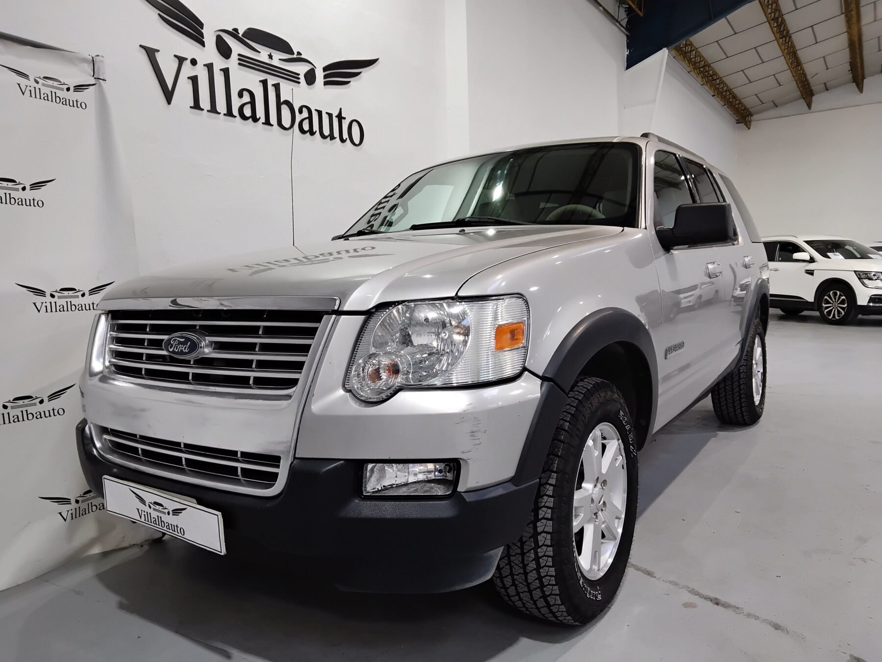 FORD Explorer XLT 4.0 V6