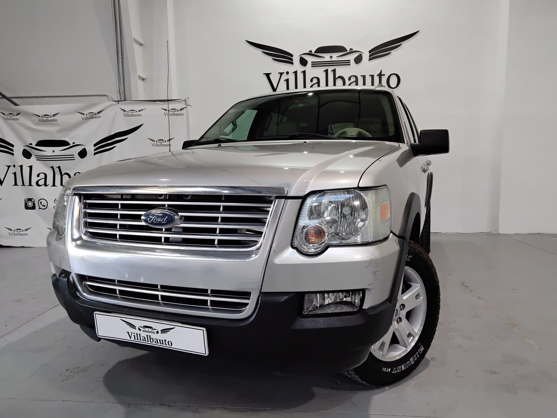 FORD Explorer XLT 4.0 V6